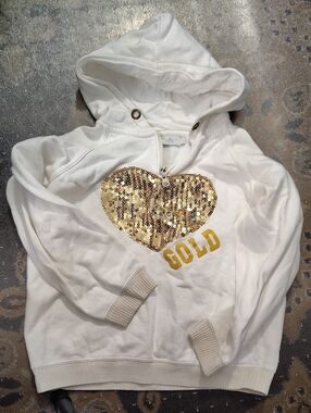 Girls 12 Epk Hoodie, $45